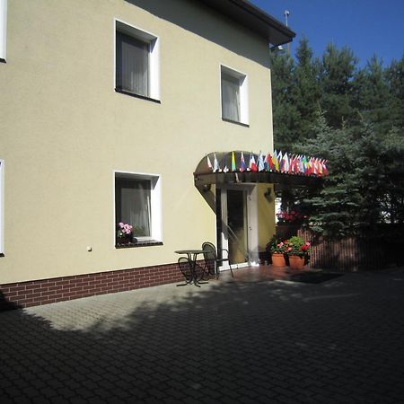 Hotel Korona Słubice Buitenkant foto