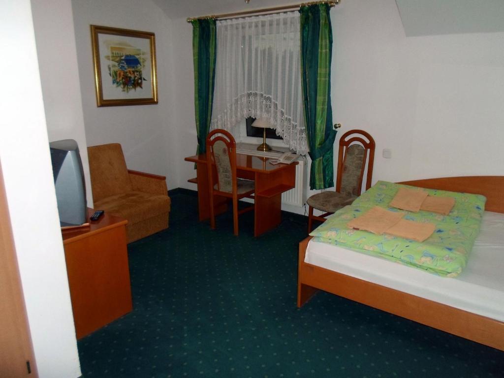 Hotel Korona Słubice Kamer foto